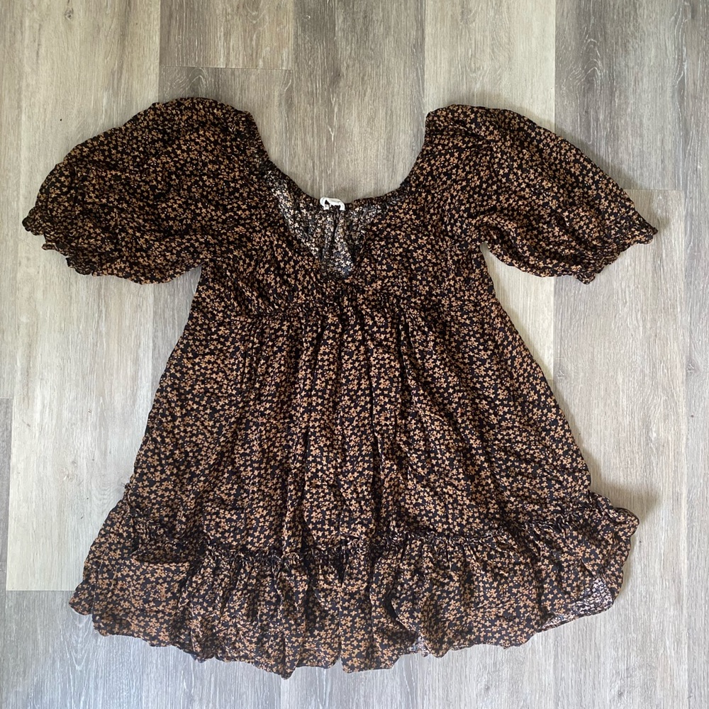 Newbury Kustom Dress Black & Brown Floral Size M